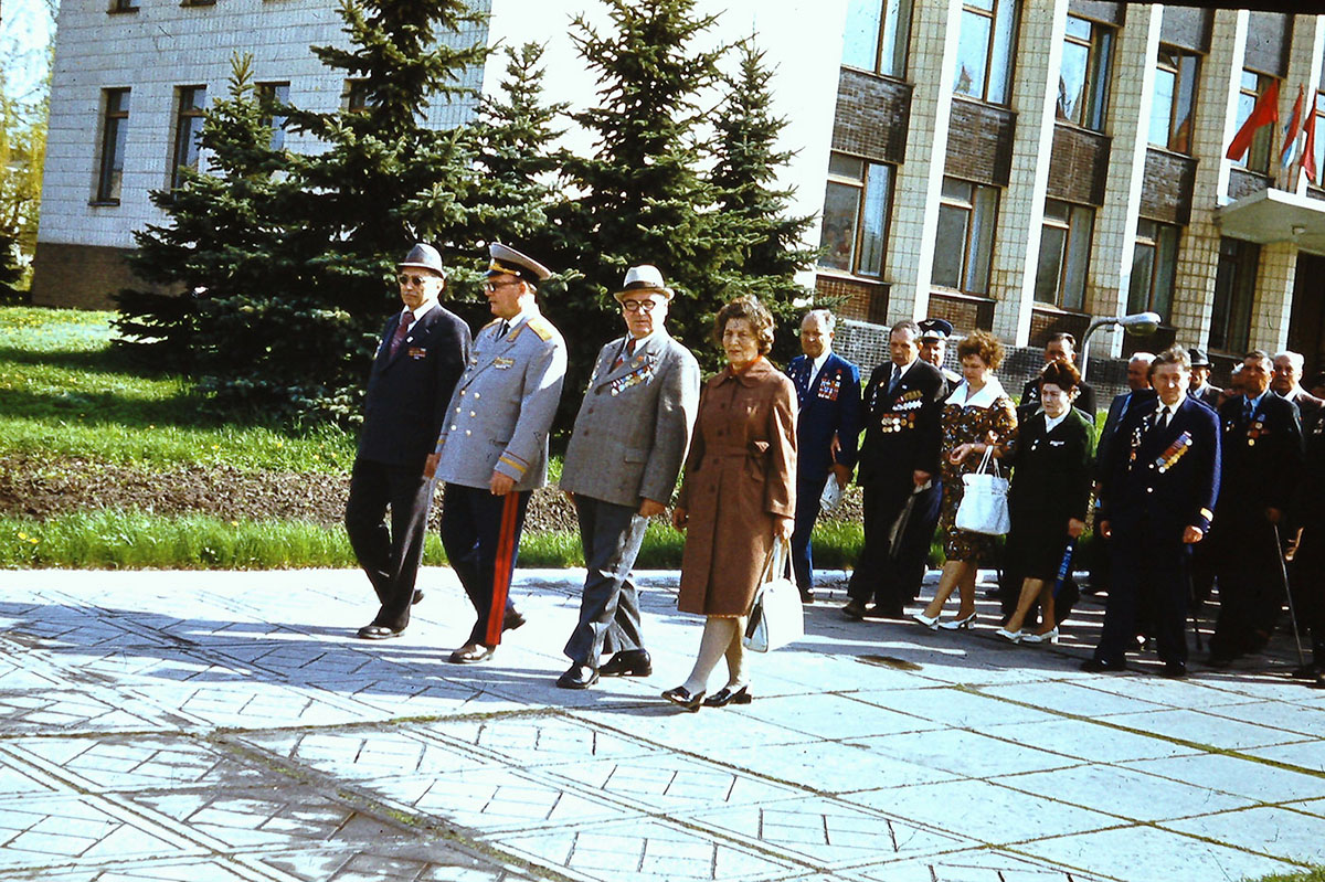 Встреча ветеранов 35 Гв СД Изюм 09.05.1980. 